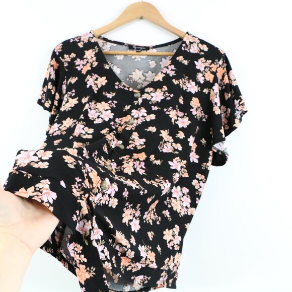 *Lily Morgan Black and Pink Floral Blouse - Picture 7 of 8